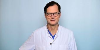 Das Foto zeigt Prof. Dr. Stephan Willems, Chefarzt Kardiologie und Internistische Intensivmedizin